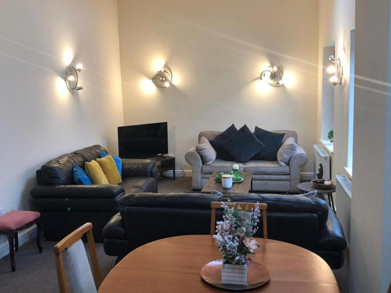 St Annes Apartment 4 - Sleeps 6 - Free Parking Lytham St Annes Exterior foto